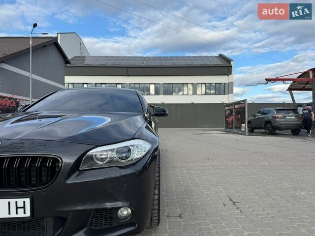 Серый БМВ 5 Серия, объемом двигателя 3 л и пробегом 210 тыс. км за 12950 $, фото 15 на Automoto.ua