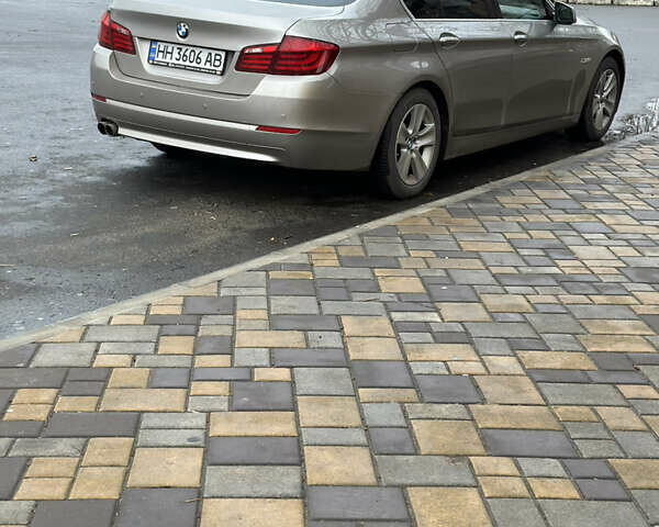 Сірий БМВ 5 Серія, об'ємом двигуна 2 л та пробігом 250 тис. км за 11800 $, фото 9 на Automoto.ua