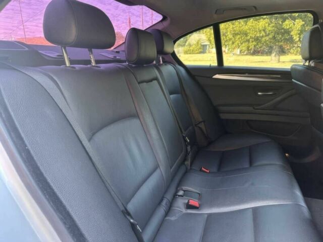 Серый БМВ 5 Серия, объемом двигателя 2 л и пробегом 102 тыс. км за 8000 $, фото 9 на Automoto.ua