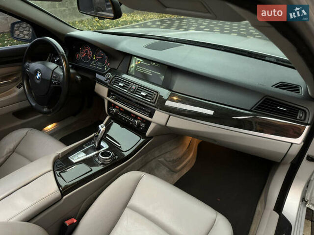 БМВ 5 Серия 2012 в Сваляве на Automoto.ua Серый БМВ 5 Серия, объемом двигателя 2 л и пробегом 220 тыс. км за 11500 $, фото 16 на Automoto.ua