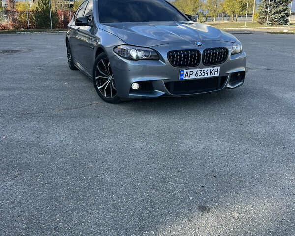 БМВ 5 Серия 2012 в Запорожье на Automoto.ua Серый БМВ 5 Серия, объемом двигателя 2.98 л и пробегом 305 тыс. км за 14999 $, фото 1 на Automoto.ua