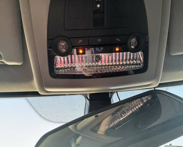 Сірий БМВ 5 Серія, об'ємом двигуна 2 л та пробігом 300 тис. км за 15700 $, фото 8 на Automoto.ua