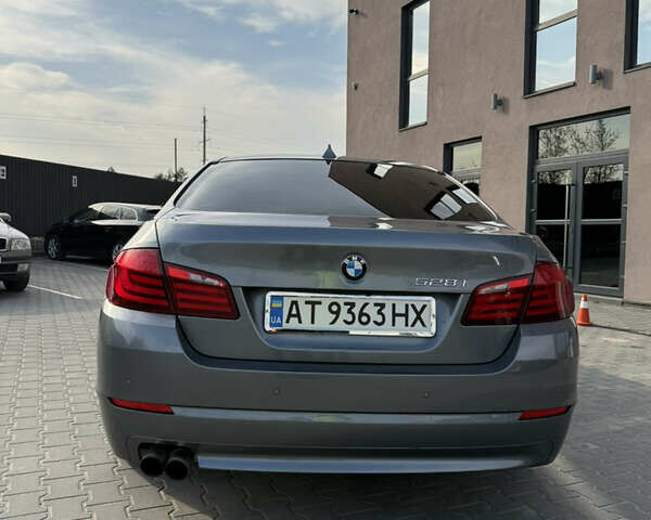 Сірий БМВ 5 Серія, об'ємом двигуна 2 л та пробігом 290 тис. км за 12500 $, фото 9 на Automoto.ua