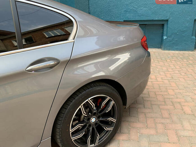 Серый БМВ 5 Серия, объемом двигателя 2 л и пробегом 178 тыс. км за 15300 $, фото 43 на Automoto.ua