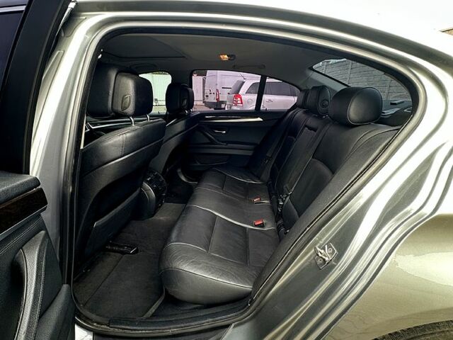 Серый БМВ 5 Серия, объемом двигателя 2 л и пробегом 280 тыс. км за 13000 $, фото 3 на Automoto.ua