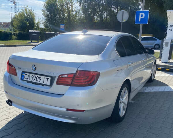 Серый БМВ 5 Серия, объемом двигателя 2 л и пробегом 210 тыс. км за 13500 $, фото 4 на Automoto.ua