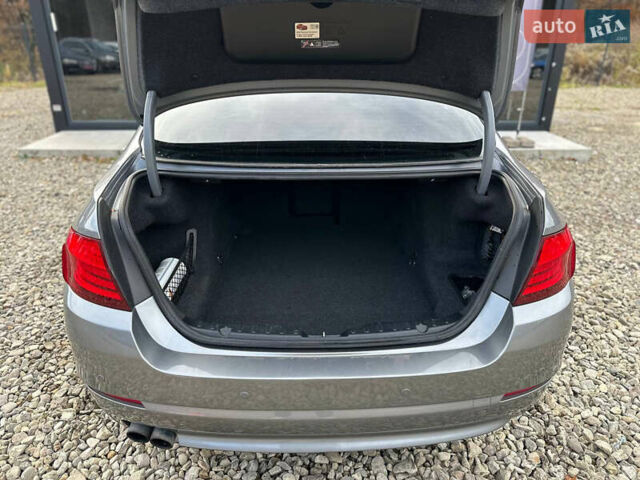 Серый БМВ 5 Серия, объемом двигателя 2 л и пробегом 180 тыс. км за 11000 $, фото 4 на Automoto.ua