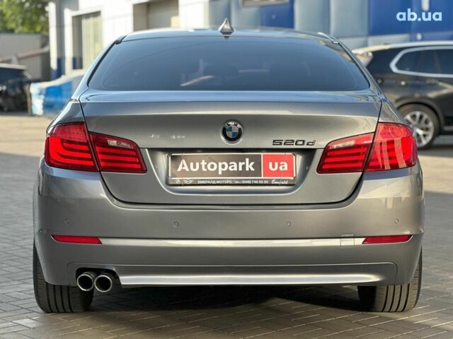 Сірий БМВ 5 Серія, об'ємом двигуна 2 л та пробігом 236 тис. км за 13440 $, фото 8 на Automoto.ua