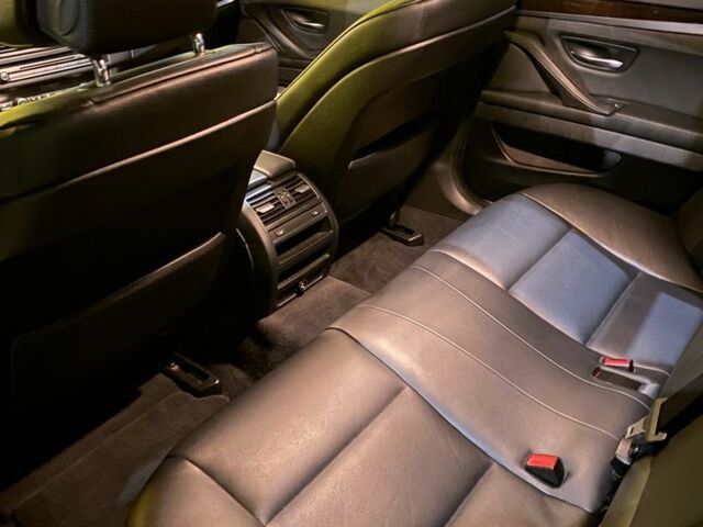 Сірий БМВ 5 Серія, об'ємом двигуна 2 л та пробігом 230 тис. км за 12500 $, фото 11 на Automoto.ua