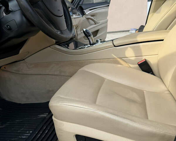 Сірий БМВ 5 Серія, об'ємом двигуна 2 л та пробігом 290 тис. км за 12500 $, фото 15 на Automoto.ua