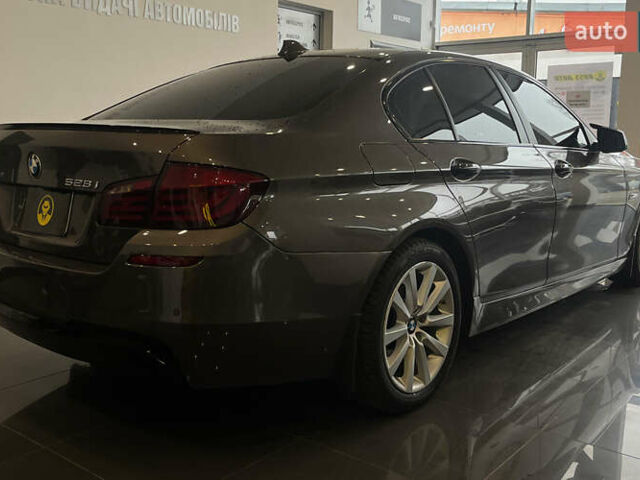Сірий БМВ 5 Серія, об'ємом двигуна 2 л та пробігом 277 тис. км за 13699 $, фото 7 на Automoto.ua
