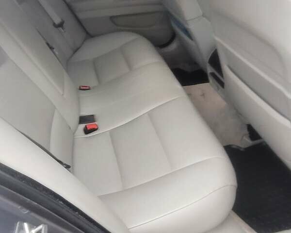 Серый БМВ 5 Серия, объемом двигателя 4.4 л и пробегом 211 тыс. км за 13400 $, фото 42 на Automoto.ua