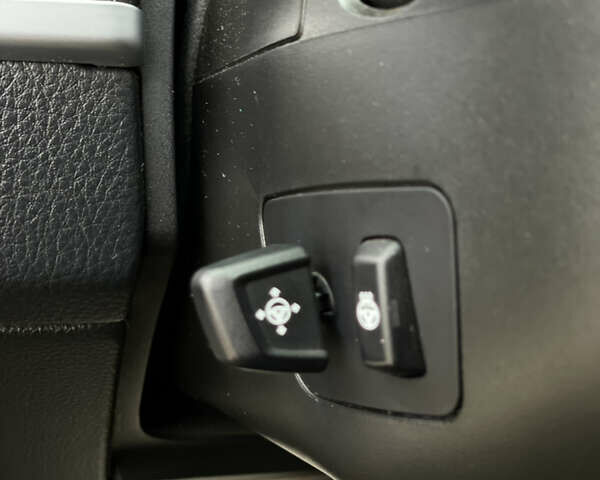 Серый БМВ 5 Серия, объемом двигателя 3 л и пробегом 262 тыс. км за 11999 $, фото 14 на Automoto.ua