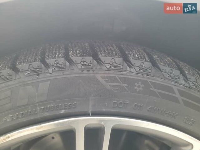 Серый БМВ 5 Серия, объемом двигателя 4.4 л и пробегом 211 тыс. км за 13400 $, фото 74 на Automoto.ua