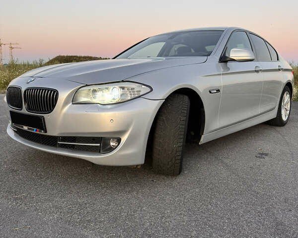 Сірий БМВ 5 Серія, об'ємом двигуна 2 л та пробігом 300 тис. км за 15700 $, фото 4 на Automoto.ua