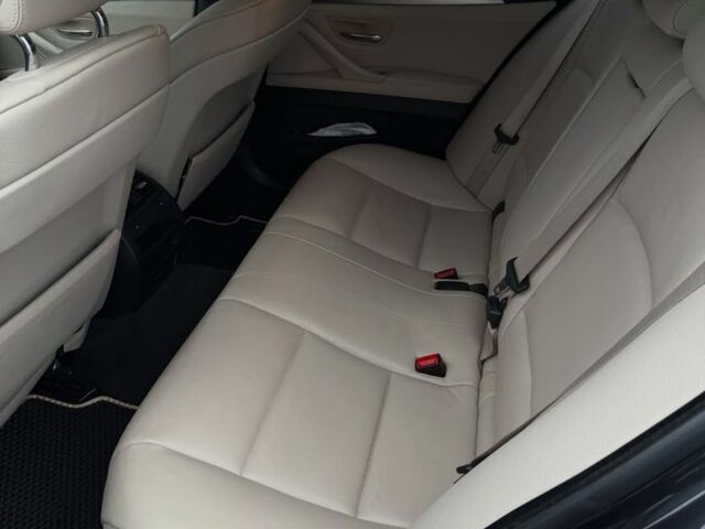 Сірий БМВ 5 Серія, об'ємом двигуна 2 л та пробігом 230 тис. км за 14500 $, фото 16 на Automoto.ua