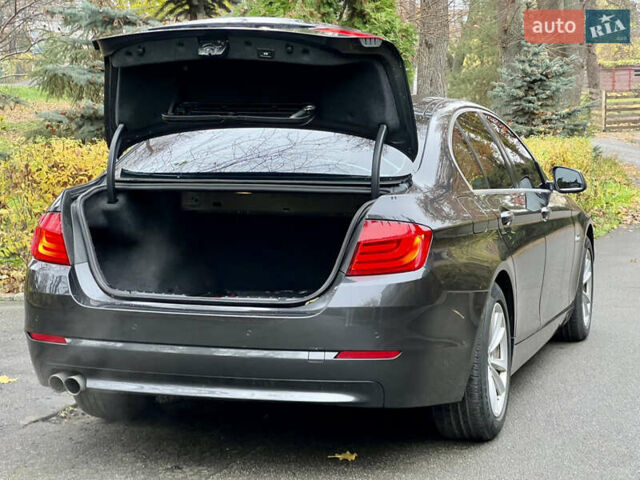 Сірий БМВ 5 Серія, об'ємом двигуна 2 л та пробігом 212 тис. км за 12800 $, фото 12 на Automoto.ua