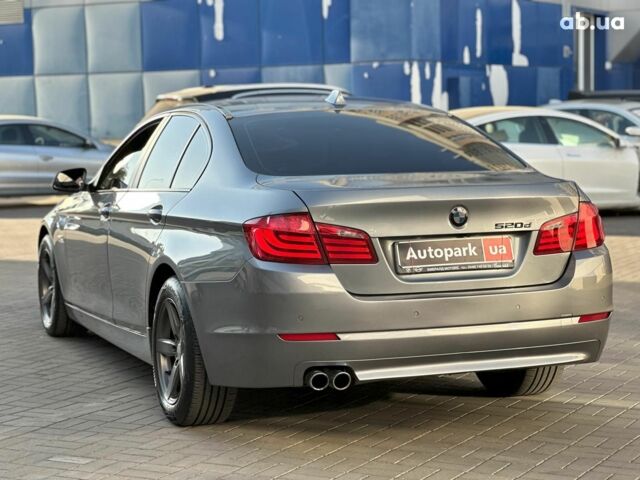 Сірий БМВ 5 Серія, об'ємом двигуна 2 л та пробігом 236 тис. км за 13440 $, фото 7 на Automoto.ua