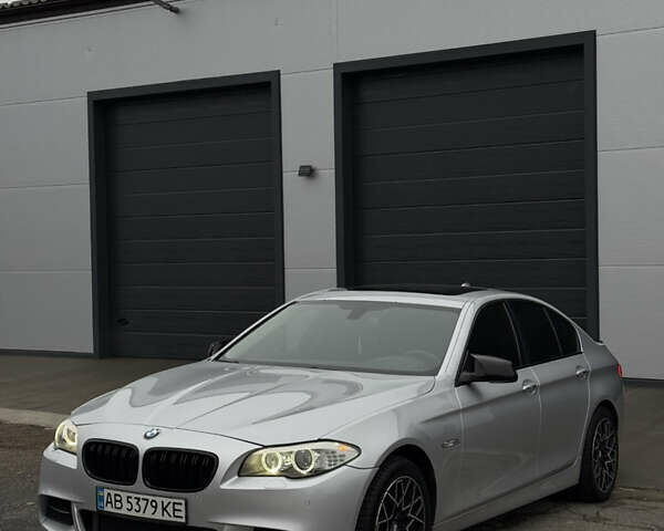 Серый БМВ 5 Серия, объемом двигателя 2.98 л и пробегом 256 тыс. км за 13999 $, фото 2 на Automoto.ua