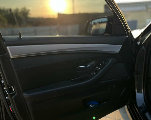 Серый БМВ 5 Серия, объемом двигателя 2 л и пробегом 270 тыс. км за 18500 $, фото 11 на Automoto.ua