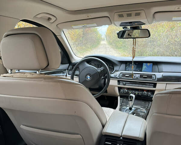Сірий БМВ 5 Серія, об'ємом двигуна 2 л та пробігом 275 тис. км за 12900 $, фото 9 на Automoto.ua