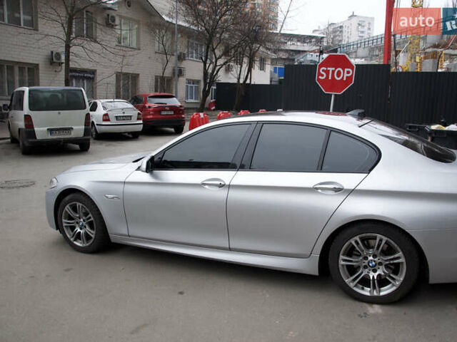 Серый БМВ 5 Серия, объемом двигателя 2 л и пробегом 186 тыс. км за 15000 $, фото 2 на Automoto.ua