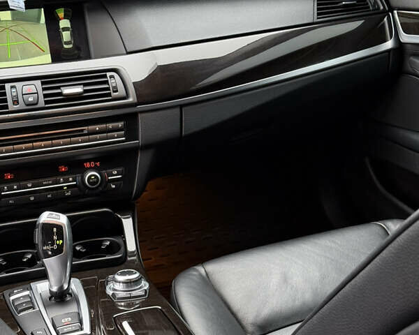 Серый БМВ 5 Серия, объемом двигателя 2.98 л и пробегом 256 тыс. км за 13999 $, фото 18 на Automoto.ua