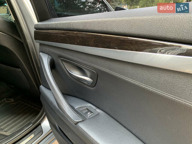 Серый БМВ 5 Серия, объемом двигателя 2 л и пробегом 178 тыс. км за 15300 $, фото 49 на Automoto.ua
