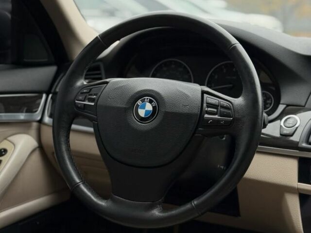 Сірий БМВ 5 Серія, об'ємом двигуна 2 л та пробігом 230 тис. км за 14500 $, фото 9 на Automoto.ua