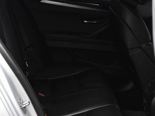 Серый БМВ 5 Серия, объемом двигателя 3 л и пробегом 250 тыс. км за 12499 $, фото 18 на Automoto.ua