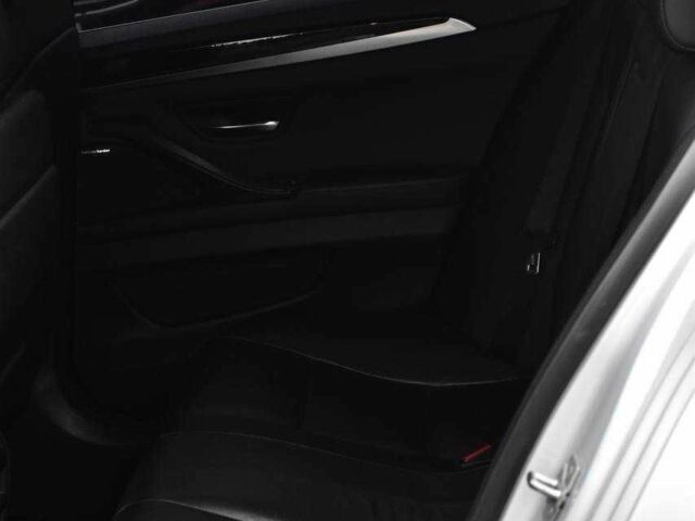 Серый БМВ 5 Серия, объемом двигателя 3 л и пробегом 250 тыс. км за 12499 $, фото 22 на Automoto.ua