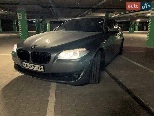 Серый БМВ 5 Серия, объемом двигателя 2 л и пробегом 213 тыс. км за 14400 $, фото 1 на Automoto.ua