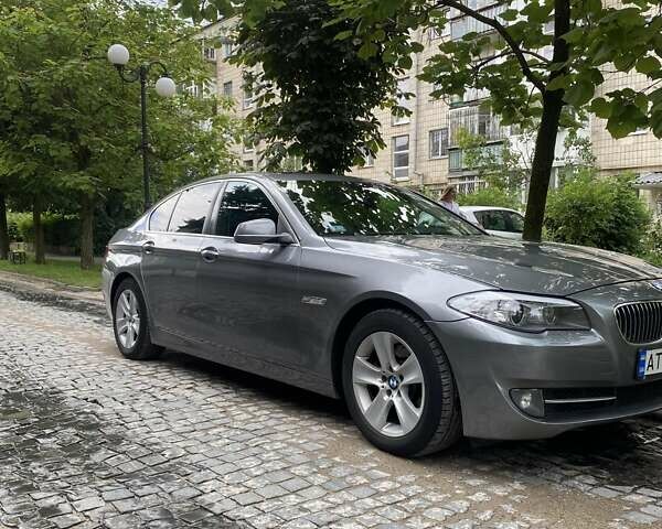 Серый БМВ 5 Серия, объемом двигателя 2 л и пробегом 190 тыс. км за 11700 $, фото 1 на Automoto.ua