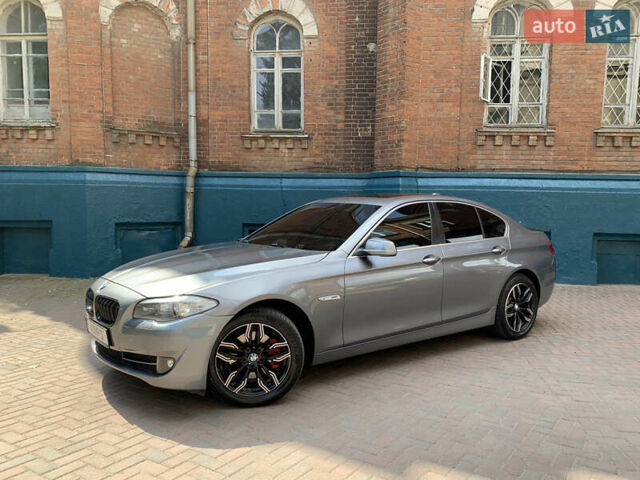 Серый БМВ 5 Серия, объемом двигателя 2 л и пробегом 178 тыс. км за 15300 $, фото 7 на Automoto.ua
