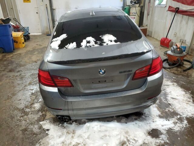 Серый БМВ 5 Серия, объемом двигателя 2 л и пробегом 159 тыс. км за 9900 $, фото 4 на Automoto.ua