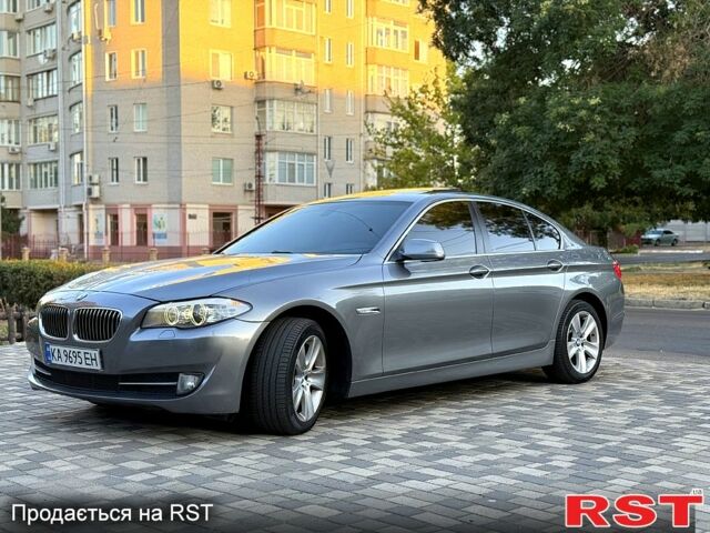Сірий БМВ 5 Серія, об'ємом двигуна 2 л та пробігом 208 тис. км за 12700 $, фото 4 на Automoto.ua
