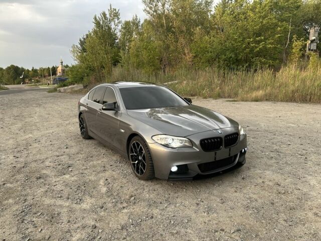 Серый БМВ 5 Серия, объемом двигателя 2 л и пробегом 205 тыс. км за 15500 $, фото 3 на Automoto.ua