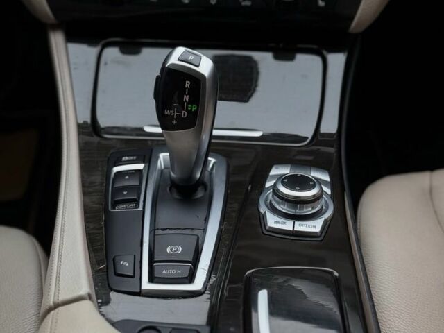 Сірий БМВ 5 Серія, об'ємом двигуна 2 л та пробігом 230 тис. км за 14500 $, фото 13 на Automoto.ua