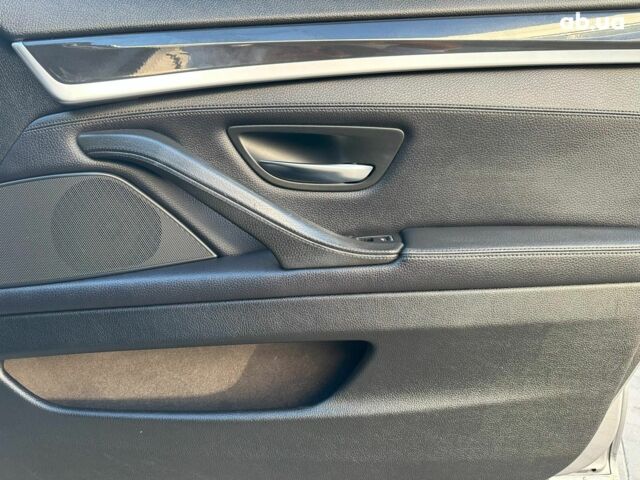 Сірий БМВ 5 Серія, об'ємом двигуна 2 л та пробігом 236 тис. км за 13440 $, фото 17 на Automoto.ua