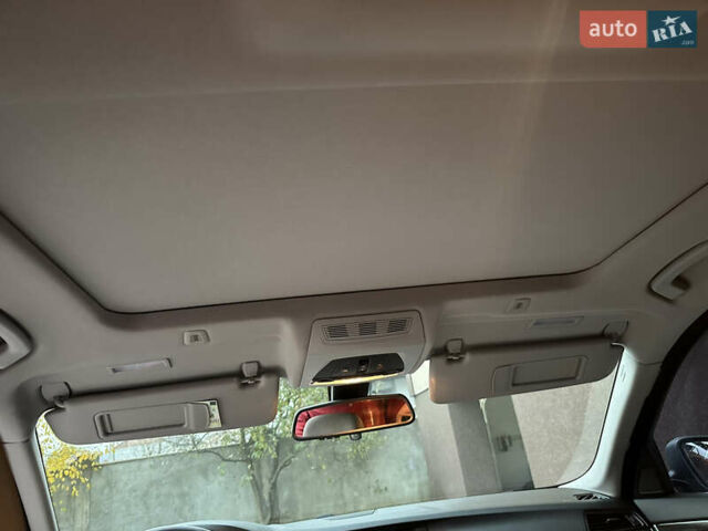 БМВ 5 Серия 2012 в Сваляве на Automoto.ua Серый БМВ 5 Серия, объемом двигателя 2 л и пробегом 220 тыс. км за 11500 $, фото 31 на Automoto.ua