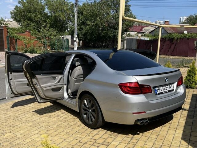 Серый БМВ 5 Серия, объемом двигателя 2 л и пробегом 217 тыс. км за 12500 $, фото 10 на Automoto.ua