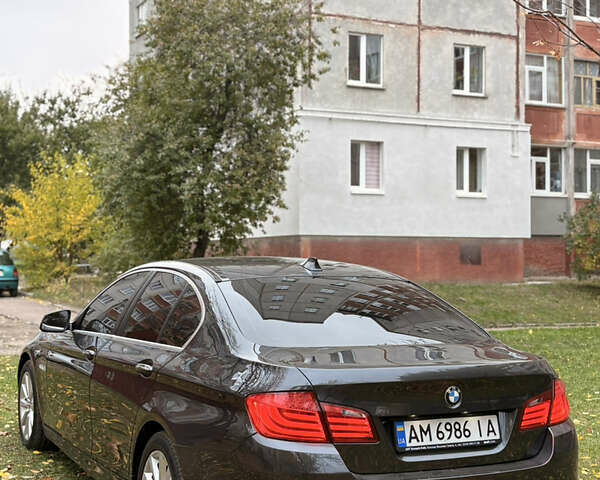 Серый БМВ 5 Серия, объемом двигателя 2 л и пробегом 346 тыс. км за 14500 $, фото 7 на Automoto.ua
