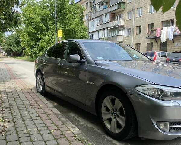 Серый БМВ 5 Серия, объемом двигателя 2 л и пробегом 190 тыс. км за 11700 $, фото 10 на Automoto.ua
