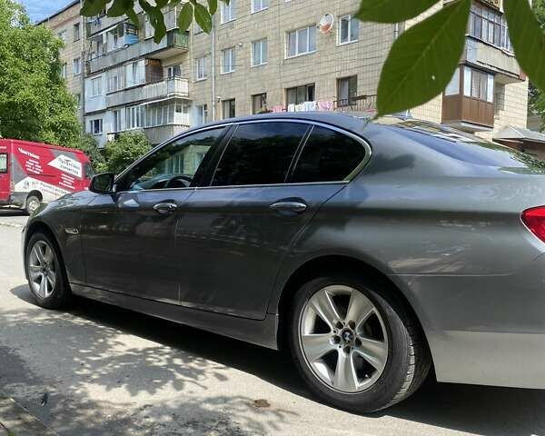 Серый БМВ 5 Серия, объемом двигателя 2 л и пробегом 190 тыс. км за 11700 $, фото 30 на Automoto.ua