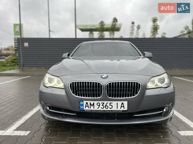 Серый БМВ 5 Серия, объемом двигателя 3 л и пробегом 262 тыс. км за 11999 $, фото 4 на Automoto.ua
