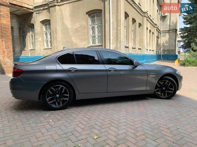 Серый БМВ 5 Серия, объемом двигателя 2 л и пробегом 178 тыс. км за 15300 $, фото 13 на Automoto.ua