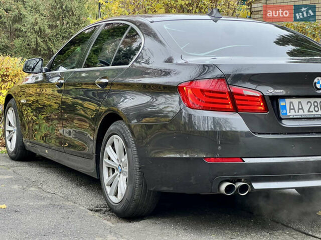 Сірий БМВ 5 Серія, об'ємом двигуна 2 л та пробігом 212 тис. км за 12800 $, фото 10 на Automoto.ua
