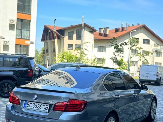 Сірий БМВ 5 Серія, об'ємом двигуна 2 л та пробігом 295 тис. км за 10999 $, фото 5 на Automoto.ua