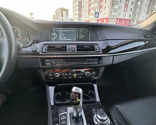 Сірий БМВ 5 Серія, об'ємом двигуна 2 л та пробігом 300 тис. км за 15700 $, фото 12 на Automoto.ua