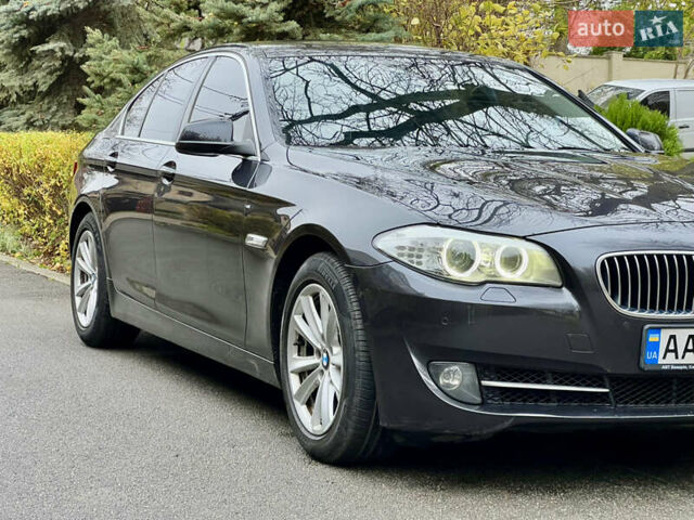 Сірий БМВ 5 Серія, об'ємом двигуна 2 л та пробігом 212 тис. км за 12800 $, фото 1 на Automoto.ua